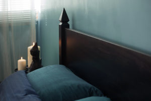 Samarkand wooden bed - headboard detail view