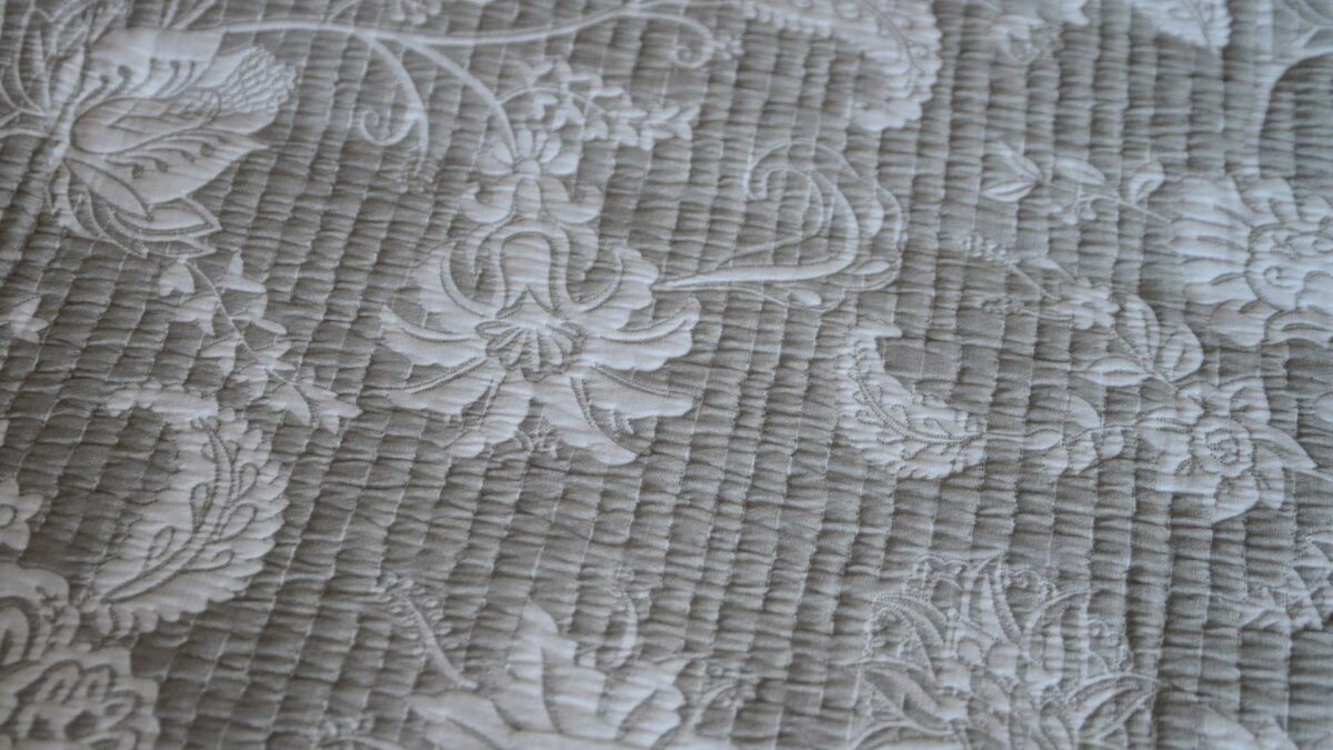 Jacquard Bedspread - Grey or Green - Image 13