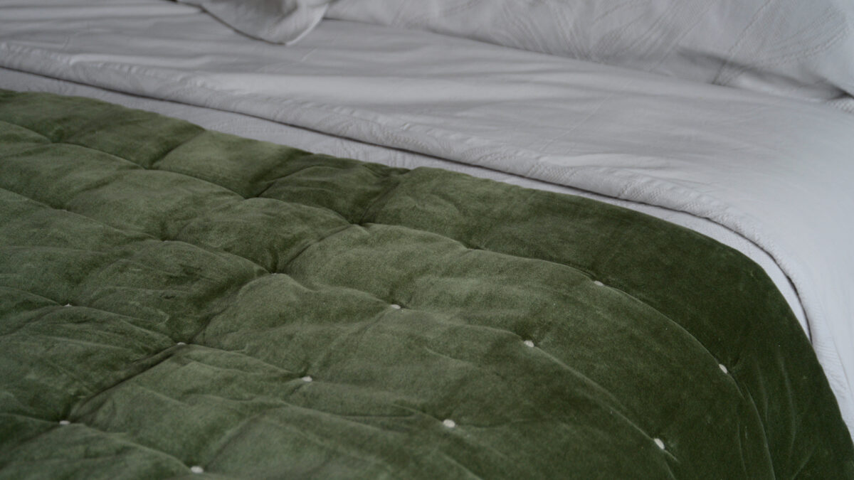 Velvet Reversible Quilt - Olive Green - Image 4