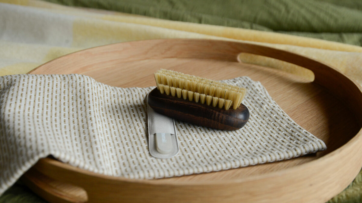 Dark Wood Nail Brush - Image 3