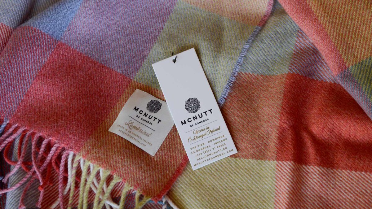 Check Merino Lambswool Throws - Image 10
