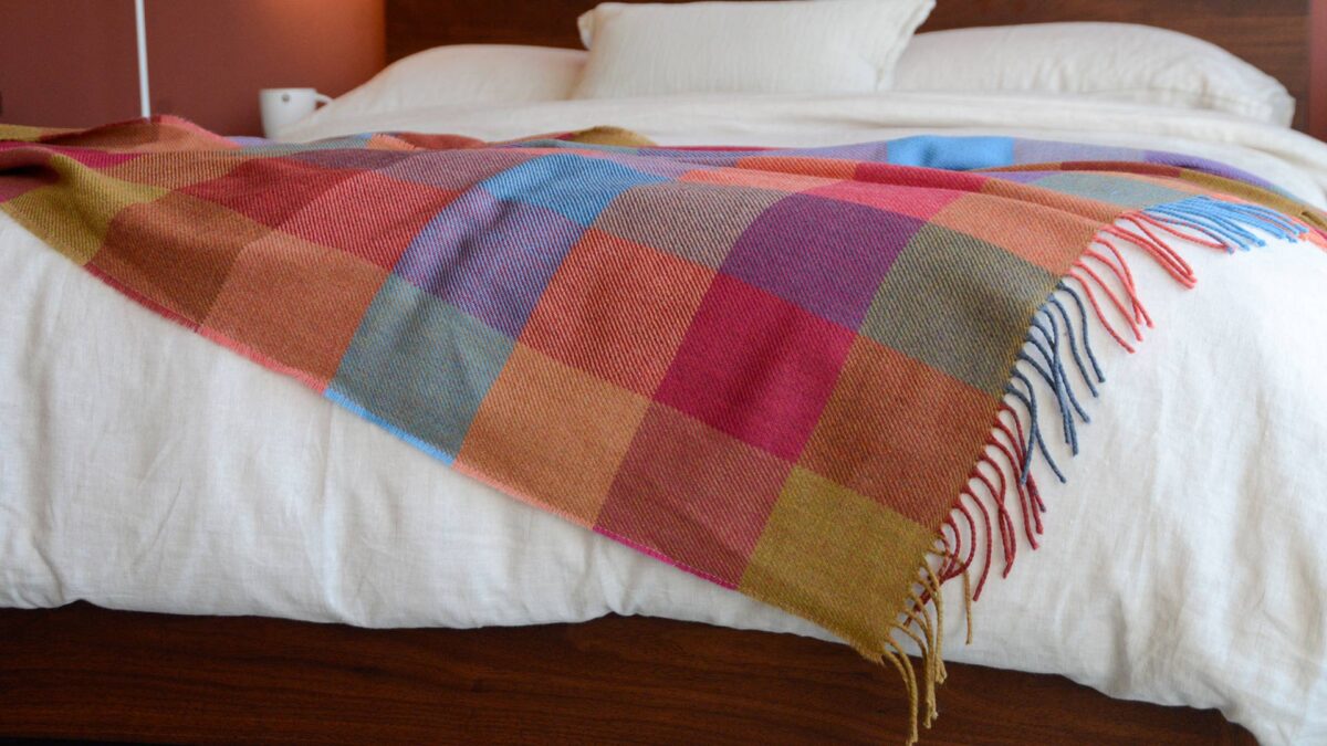 Check Merino Lambswool Throws - Image 7