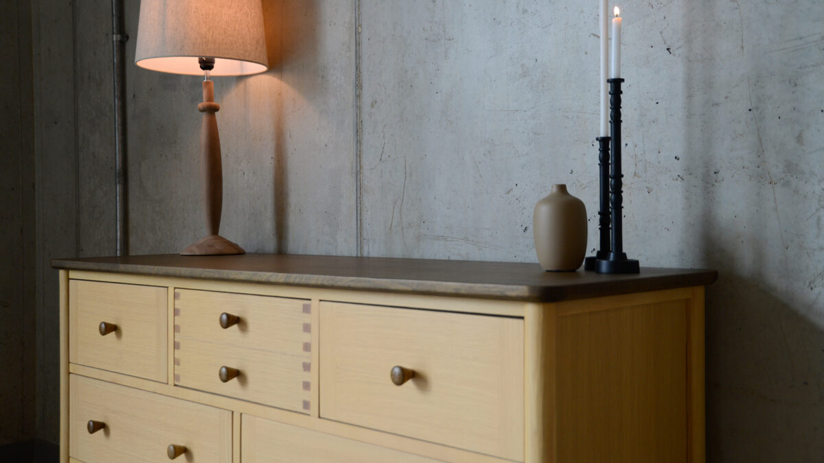 Two Tone Wide Chest of Drawers - Image 3