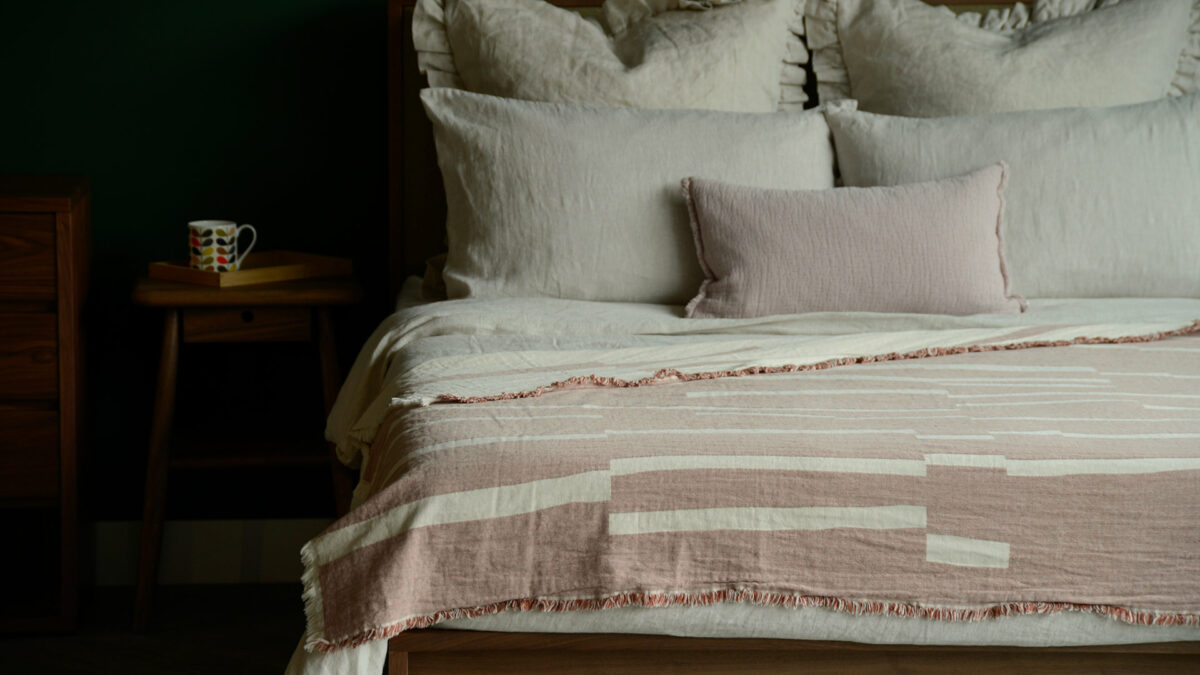 Modern Organic Cotton Throws - Image 7