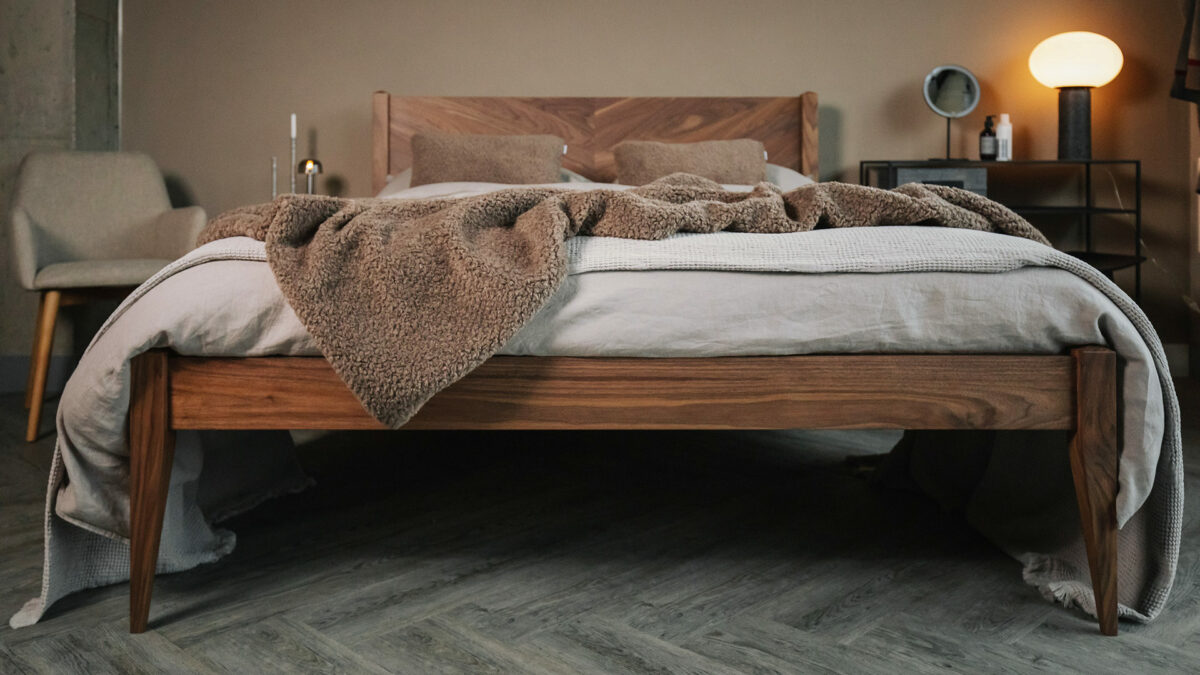 Dalston Classic Bed - Image 9