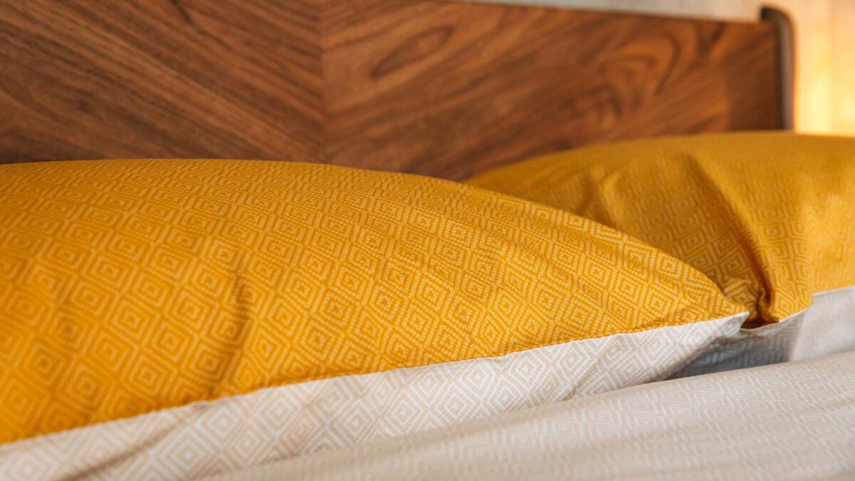 Diamonds - Reversible Duvet Set in Turmeric & Ivory - Image 4
