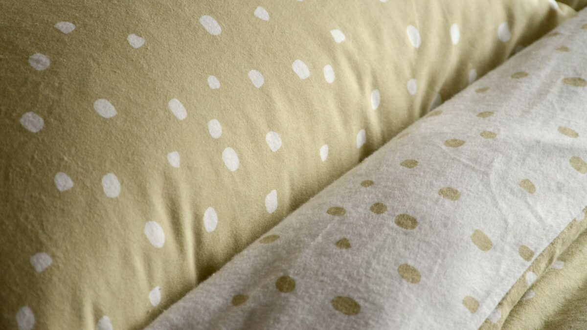 Dots - Reversible Brushed Cotton Duvet Set - Image 4