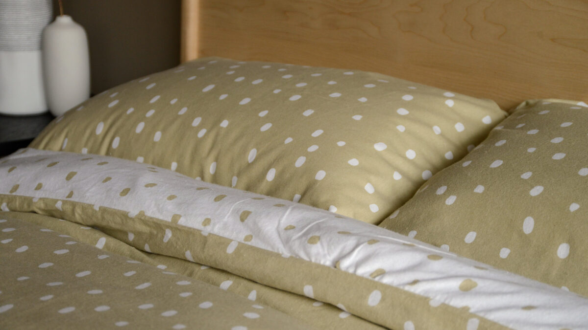Dots - Reversible Brushed Cotton Duvet Set - Image 2