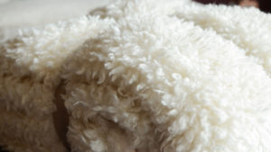 faux-alpaca-throw