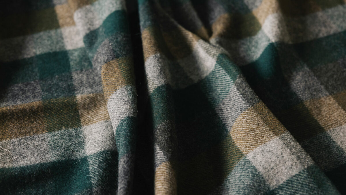 Checked Pure Wool Throws - Reds or Greens - Image 12