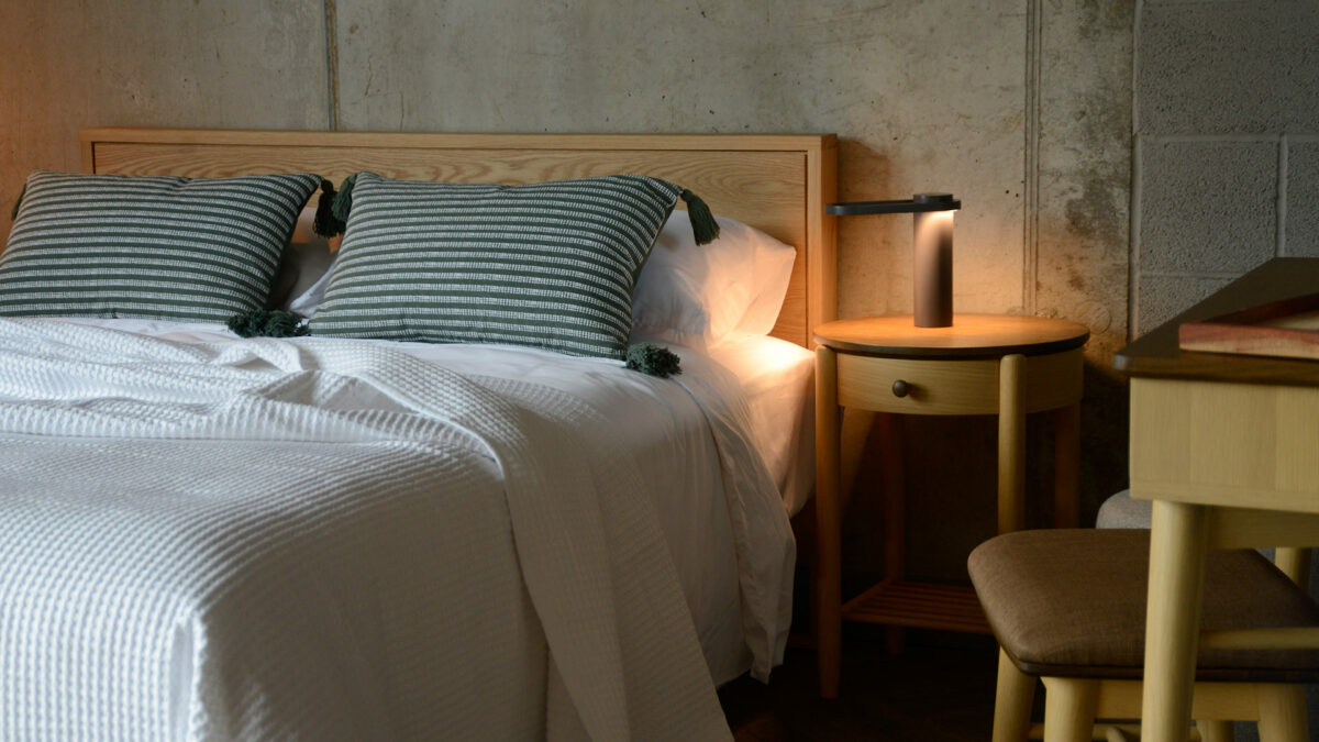 Modern Powder Coated Lamp - Image 4