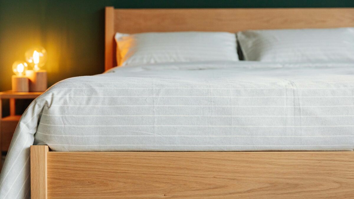 Grey & Ivory Brushed Cotton Duvet Set - Image 4