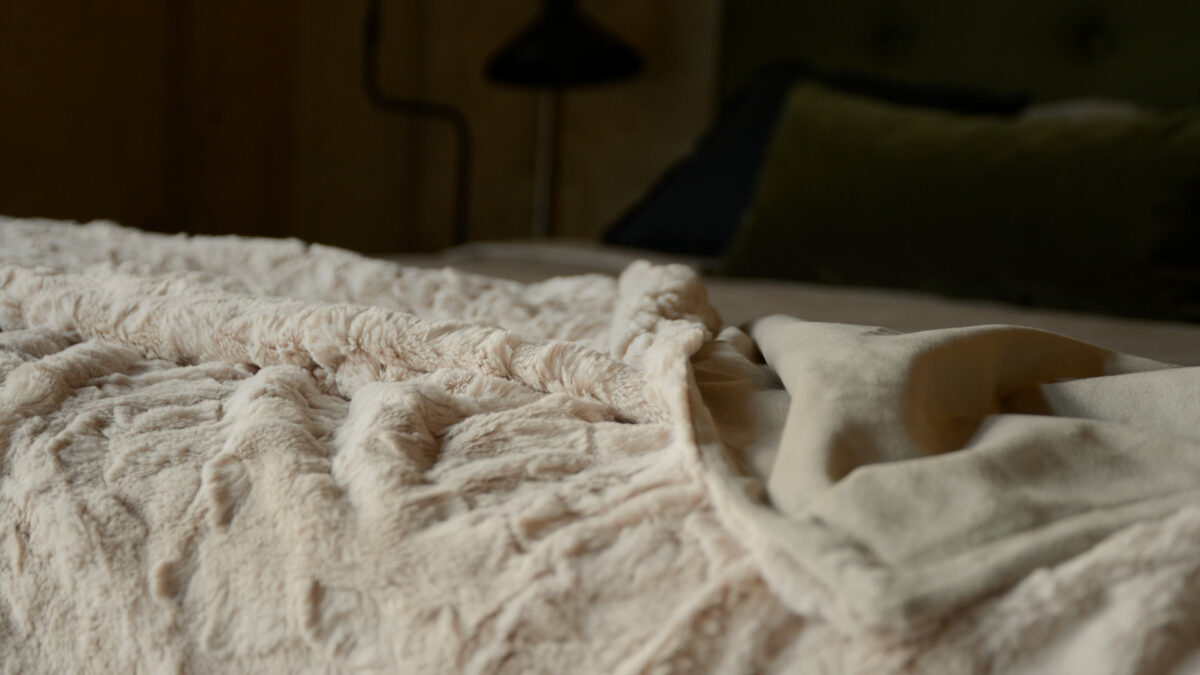 Faux Fur Throws - Image 11