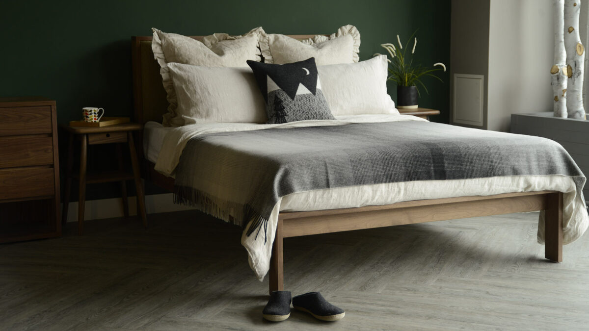 Luxury, Gradient Design Throw with Recycled Wool - 5 Colours - Image 5