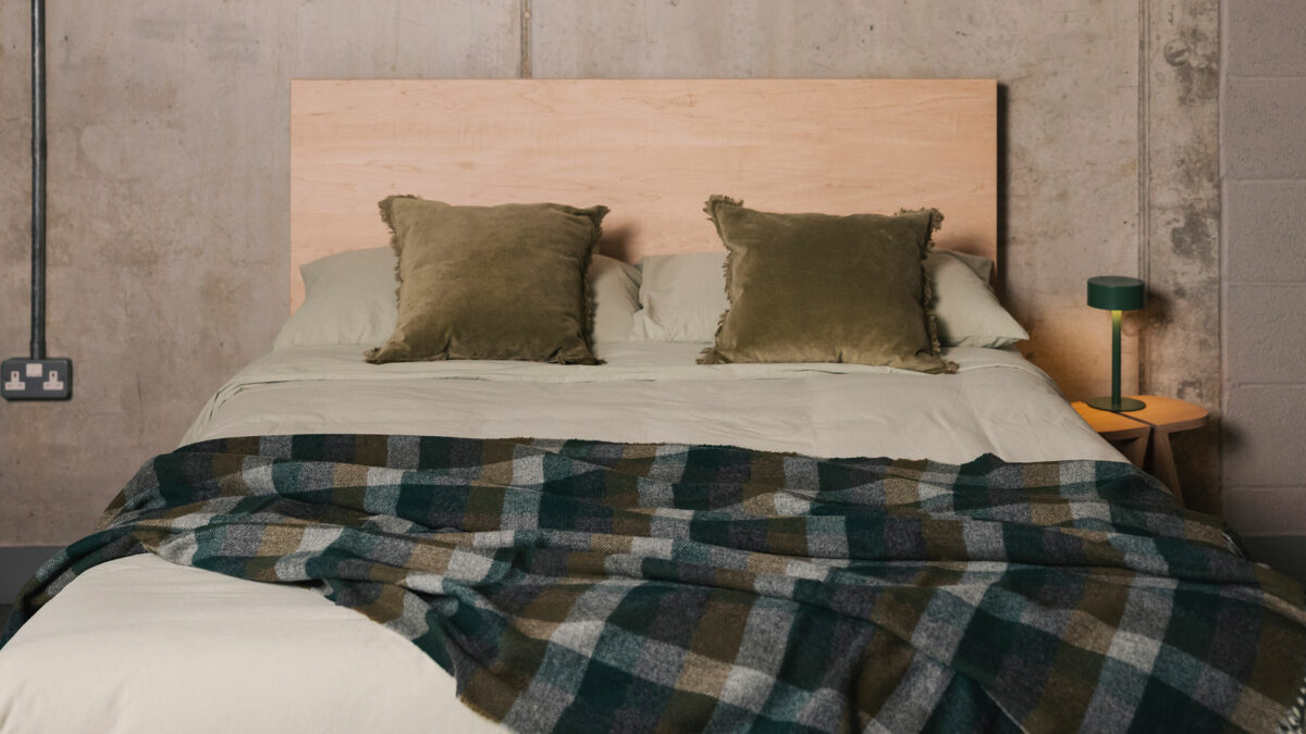 Checked Pure Wool Throws - Reds or Greens - Image 10