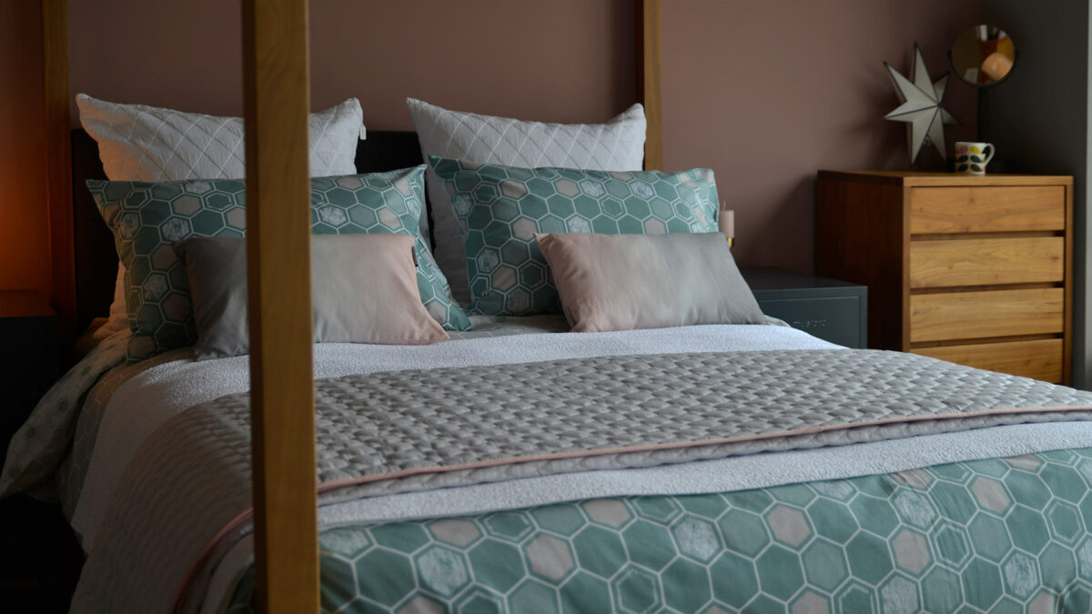 Honeycomb Duvet Set - Sage and Stone - Image 7