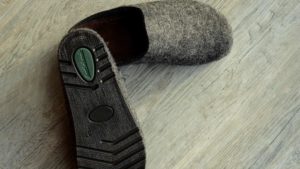 Isabell womens felted wool slip on slippers