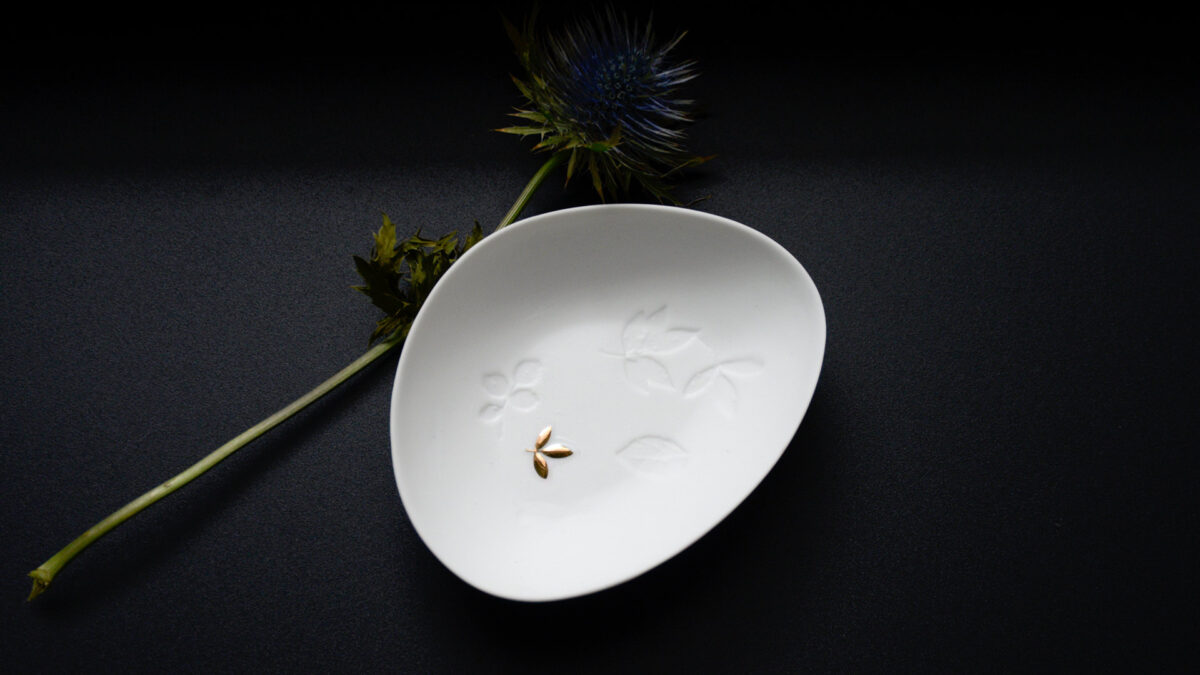 Porcelain Dish - Gold Branch Decoration - Image 5