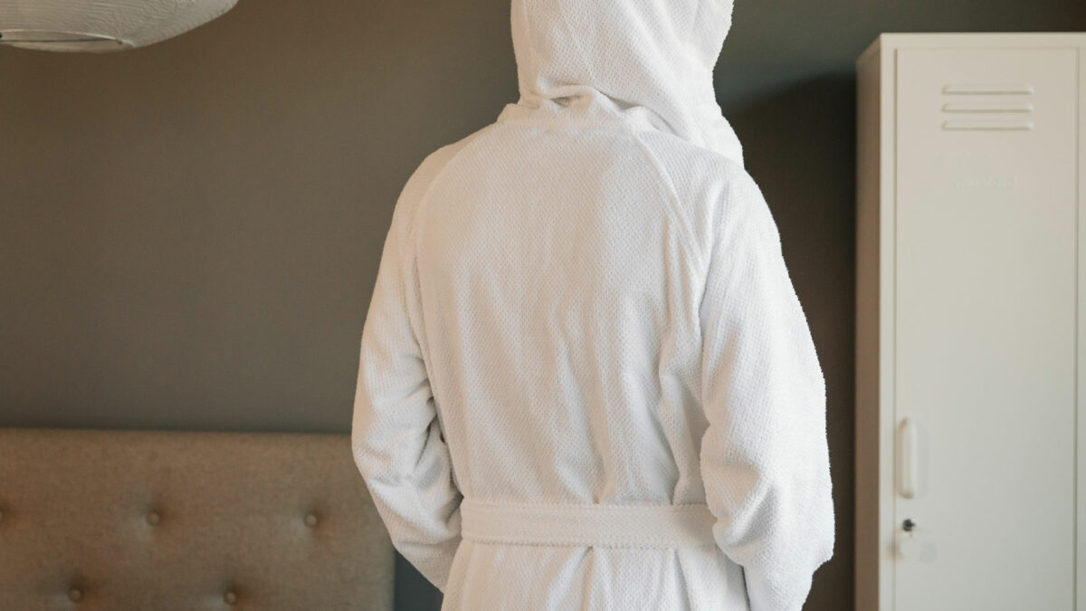 Soft Hooded Bath Robes - Image 11